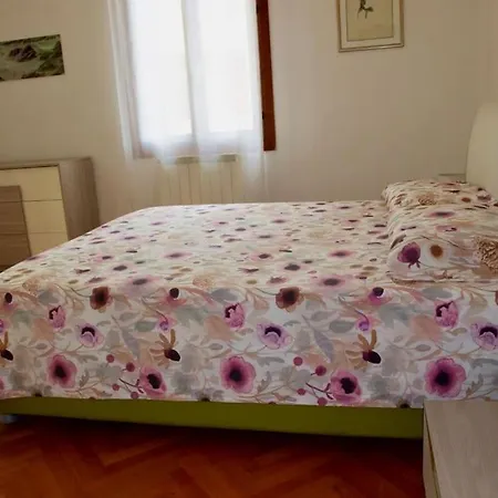 Apartament Isola Del Lido, Luminoso, Immerso Nel Verde, Per 5