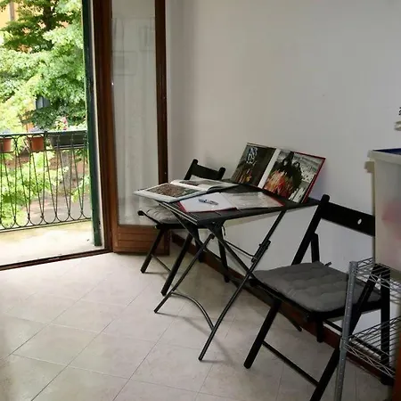 Isola Del Lido, Luminoso, Immerso Nel Verde, Per 5 *