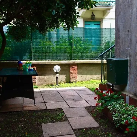 Isola Del Lido, Luminoso, Immerso Nel Verde, Per 5 아파트