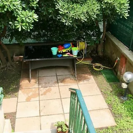 Isola Del Lido, Luminoso, Immerso Nel Verde, Per 5