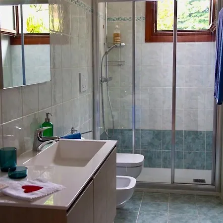 아파트 Isola Del Lido, Luminoso, Immerso Nel Verde, Per 5 베니스-리도