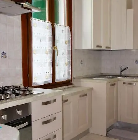 Isola Del Lido, Luminoso, Immerso Nel Verde, Per 5 아파트 *