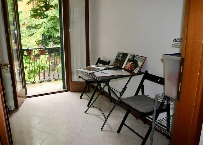 Isola Del Lido, Luminoso, Immerso Nel Verde, Per 5 *