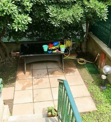 Isola Del Lido, Luminoso, Immerso Nel Verde, Per 5