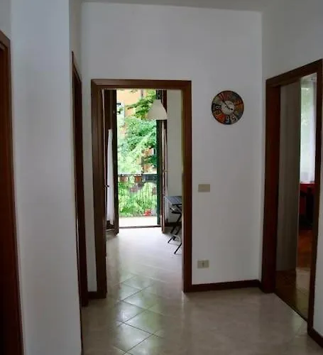 Apartamento Isola Del Lido, Luminoso, Immerso Nel Verde, Per 5